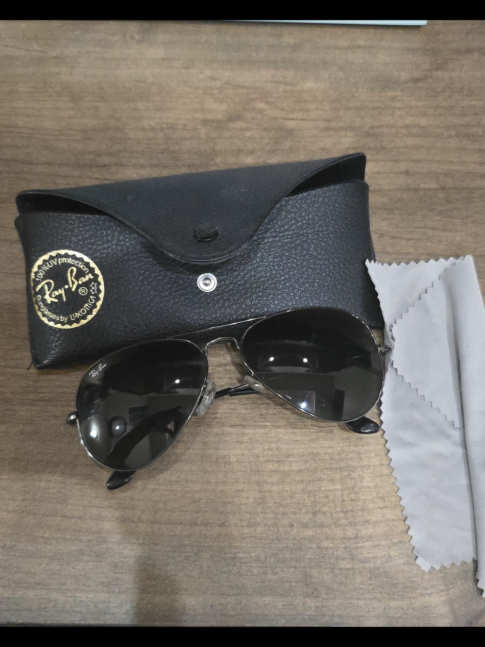 Ray-Ban Aviator Sunglasses in Black/Gunmetal